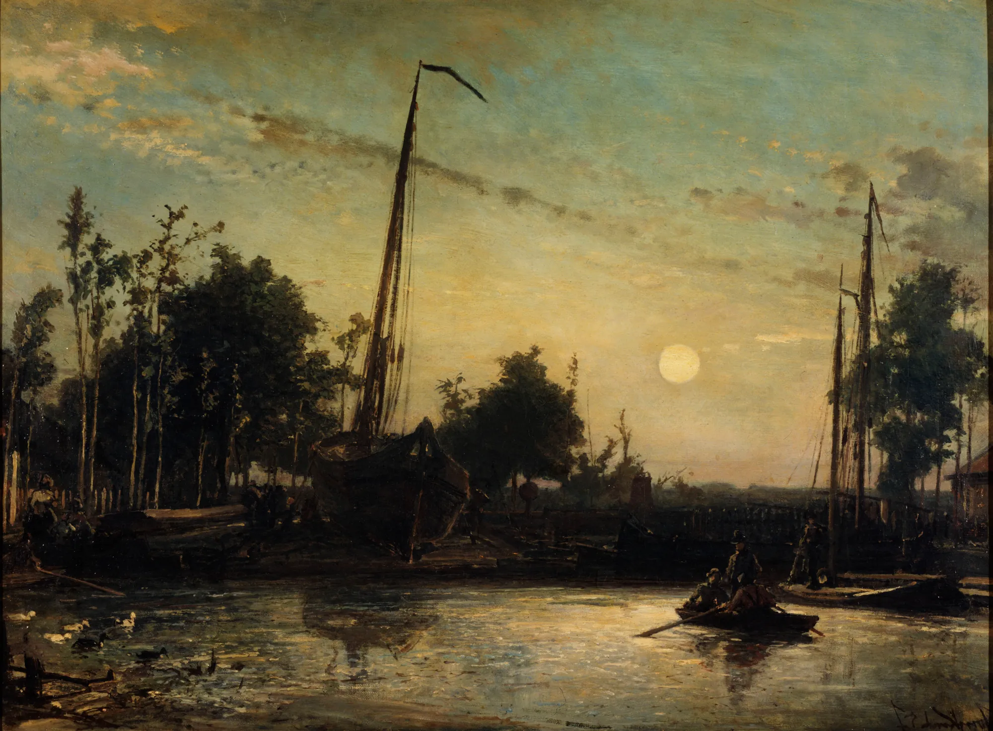 Bateau en construction en bord de canal