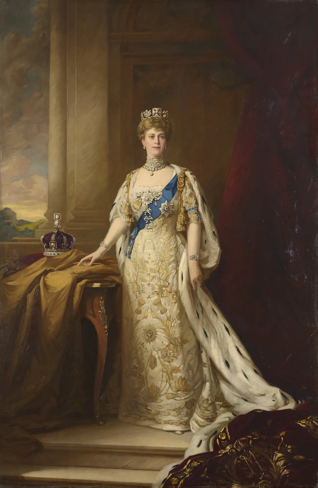 Mary of Teck, Queen Consort of George V